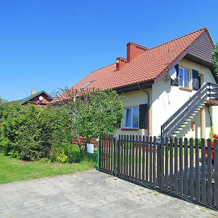 Apartman On 1st Floor In Rowy Rowy
